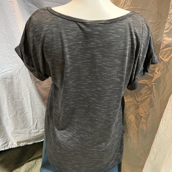 TruSelf- “Wonderlust” gray t shirt 1x - Picture 2 of 4